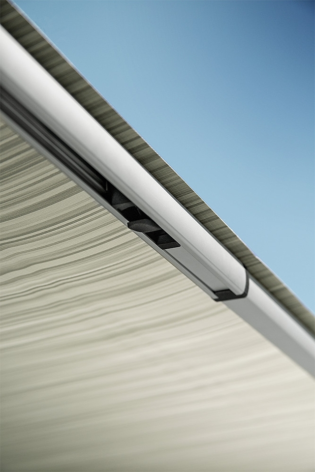 Movera-L_9917735204.jpg Movera-L_9917735204.jpg