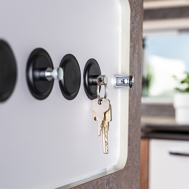 Movera-L_9987425700.jpg Movera-L_9987425700.jpg